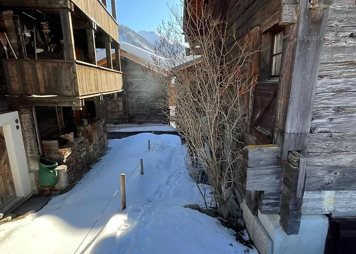 Dağ evi Magnificent Opa Reckingen